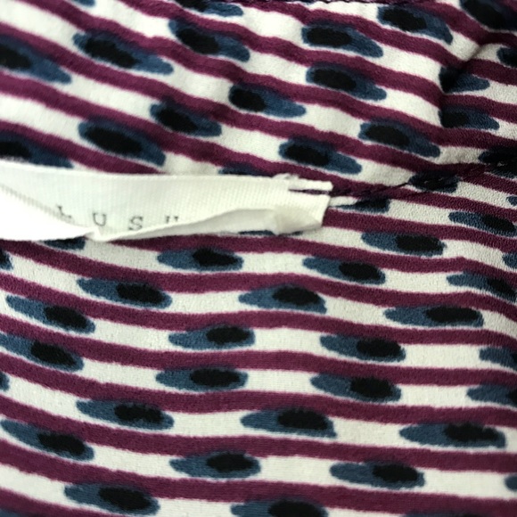 Lush 3/4 sleeve blouse - Picture 8 of 8